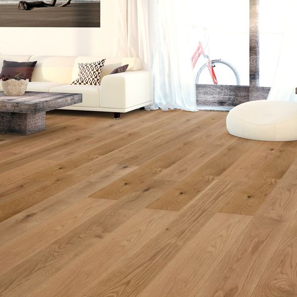 Brushed and Oiled Oak Engineered Flooring – 189mm x 14mm