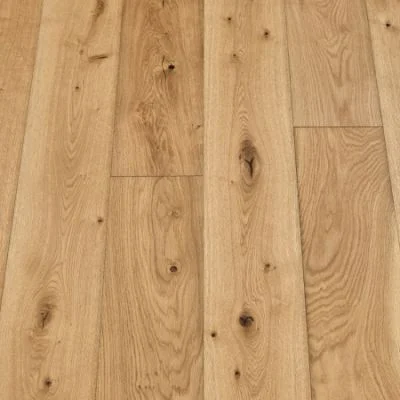 Natural Plank: Detailed image of Jordan's Woodflooring in Natural, displaying light, natural wood tones with a smooth finish, perfect for a classic and timeless aesthetic.