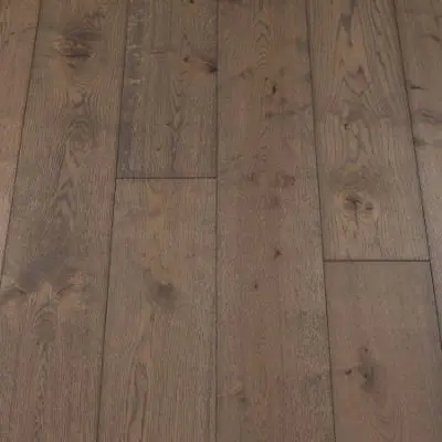 Nordic Plank: A close-up of Jordan's Woodflooring in Nordic, displaying light, cool tones with a smooth, Scandinavian-inspired design.