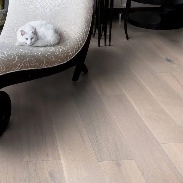 Castle White Brushed and UV Lacquered Engineered Multi-Ply Flooring