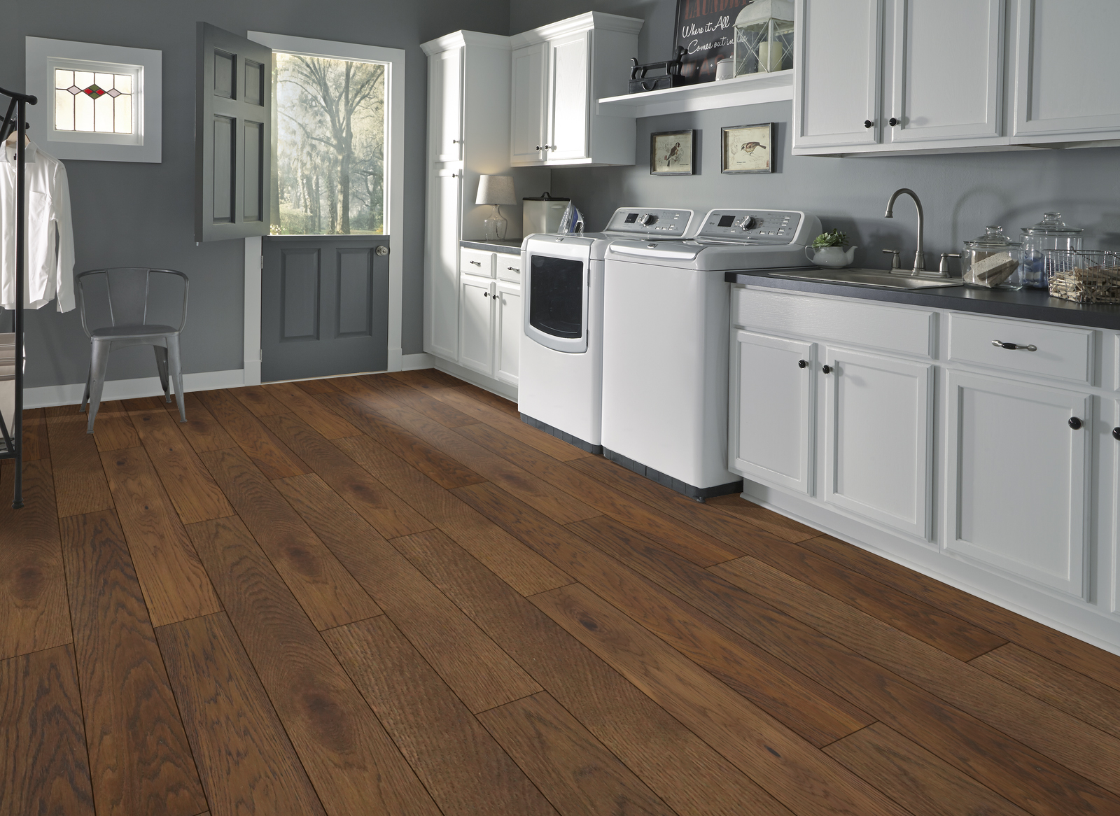 Grand Oak Brown Brush & UV Oiled Engineered Wood Flooring – 220mm x 20mm