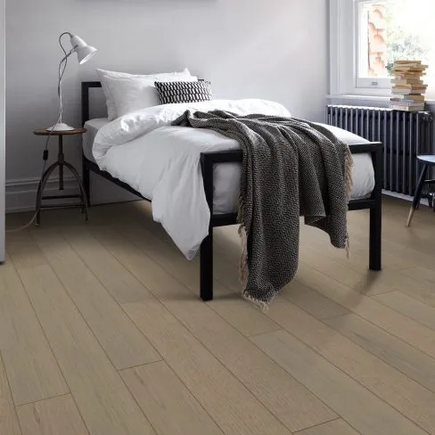 Majesty Oak Iron Brush & Lacquered Click Engineered Wood Flooring