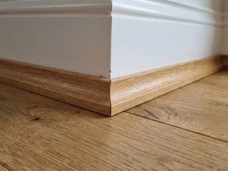 Skirting Oak Beading
